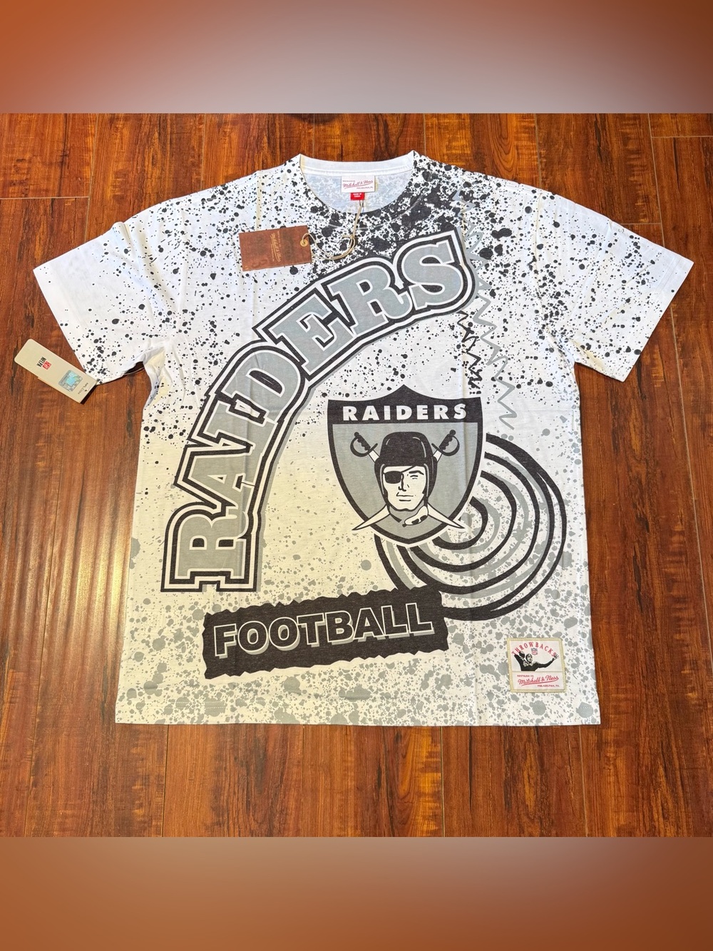 Oakland Raiders Mitchell & Ness Brand New Throwback NFL T-shirt Sz Lrg Read Info